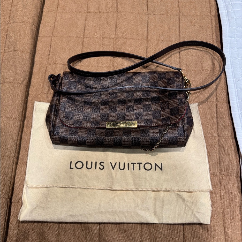 Louis Vuitton Favorite MM